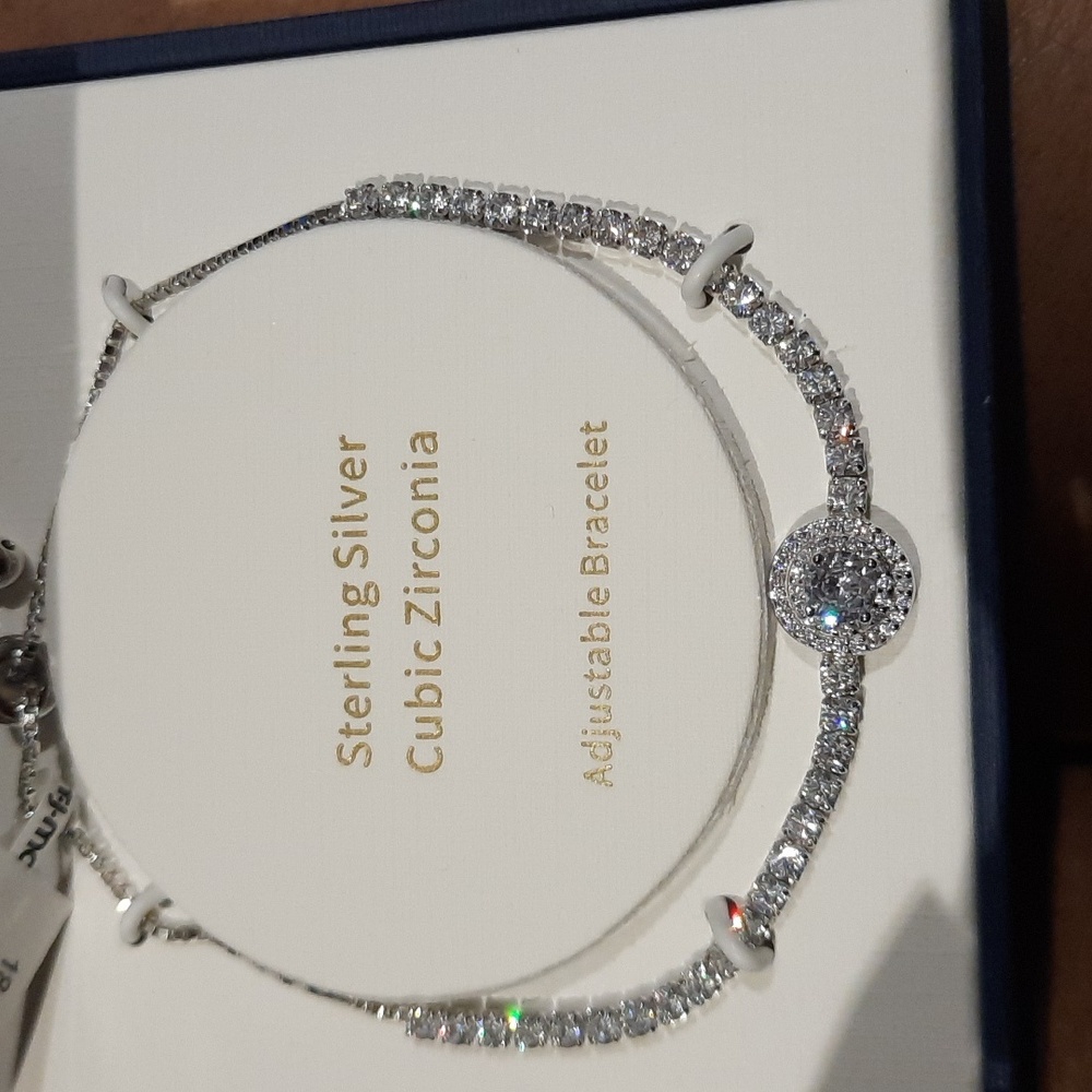 NWT AUTHENTIC GENUINE SOLID STERLING SILVER WEDDING HALO 😇 BRACELET